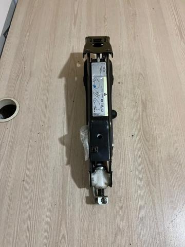 Домкрат 2K5011031C VAG