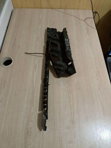Правое крепление заднего бампера A2128802003 MERCEDES