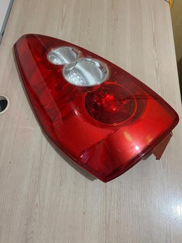 Задний левый стоп C23551160 MAZDA