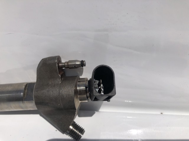 RENAULT 166009567R Топливные форсунки в наличии Львов