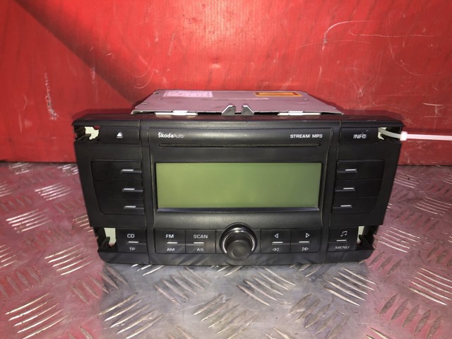 Радиоприемник 1Z0035161C VAG