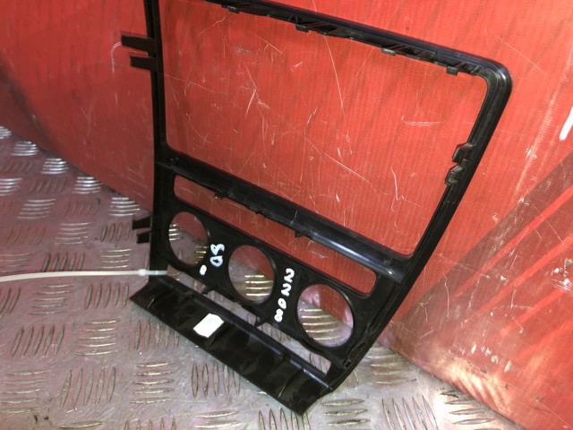 1Z0858069 VAG Накладка на торпедо купить в Каменское
