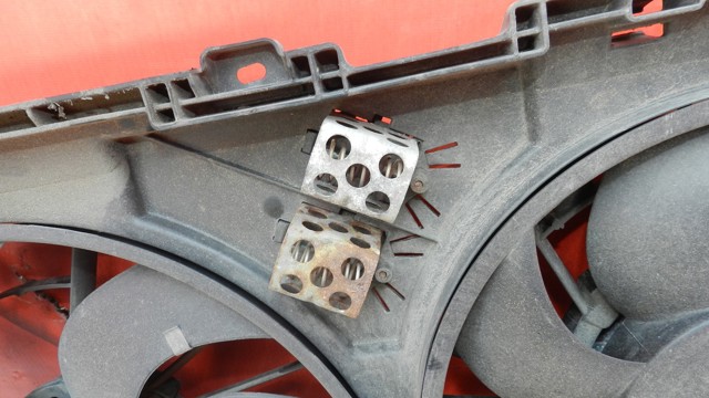 214813663R RENAULT купить в Винница