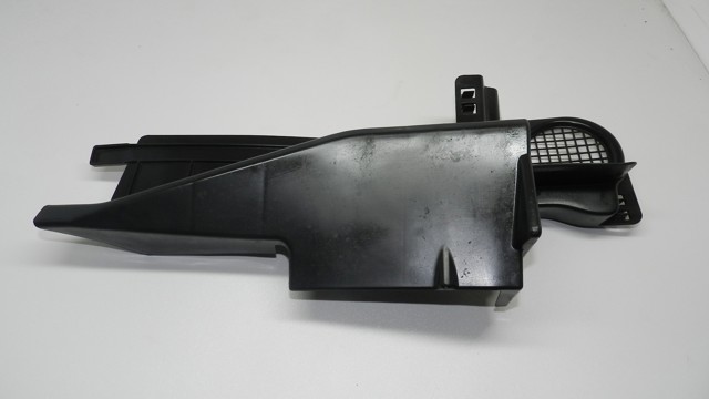 214982460R RENAULT Правый дефлектор радиатора купить в Винница