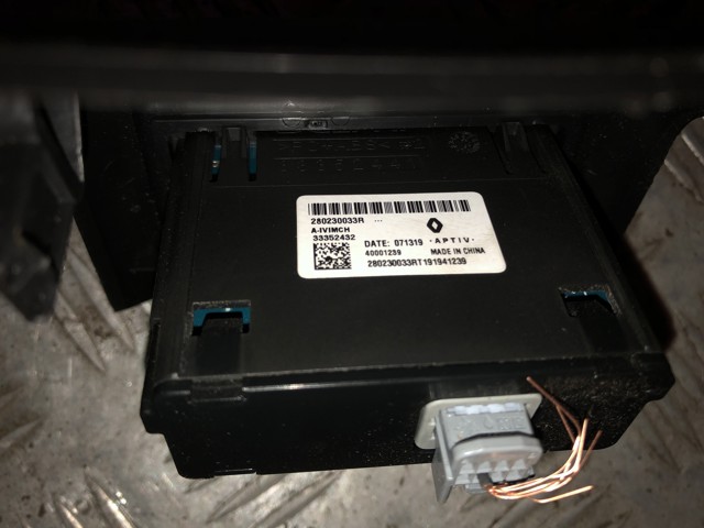 280230033R RENAULT USB-разветвитель купить в Винница