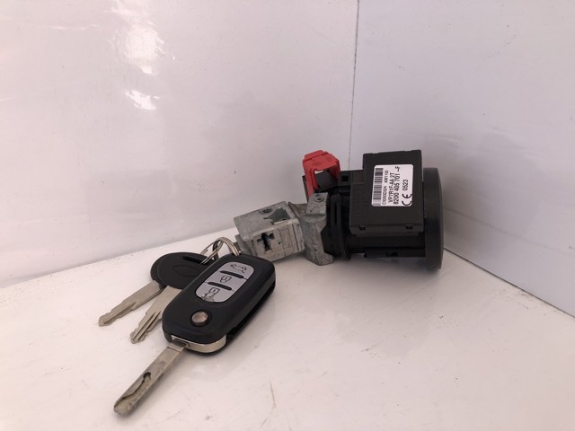 RENAULT 284B10328R в наличии Полтава