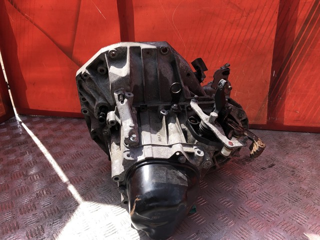RENAULT 304010877R в наличии Полтава