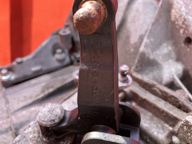 304010877R RENAULT купить в Хмельницкий