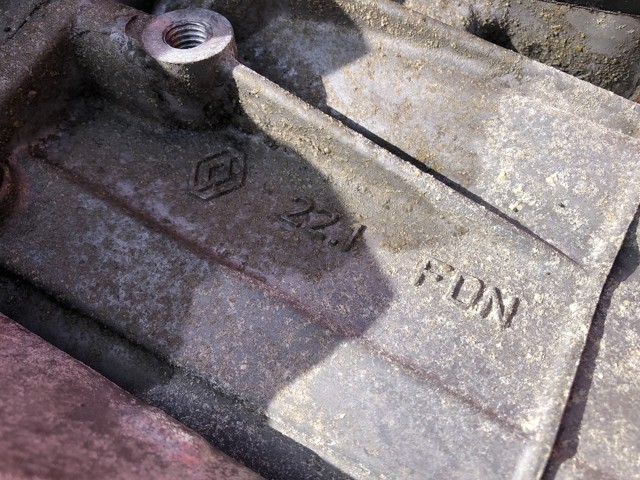 304010877R RENAULT купить в Киев