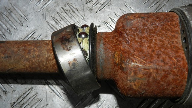 391008720R RENAULT Правая полуось купить в Одесса