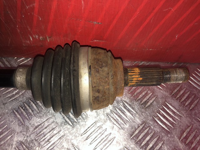 391019232R RENAULT Левая полуось купить в Полтава