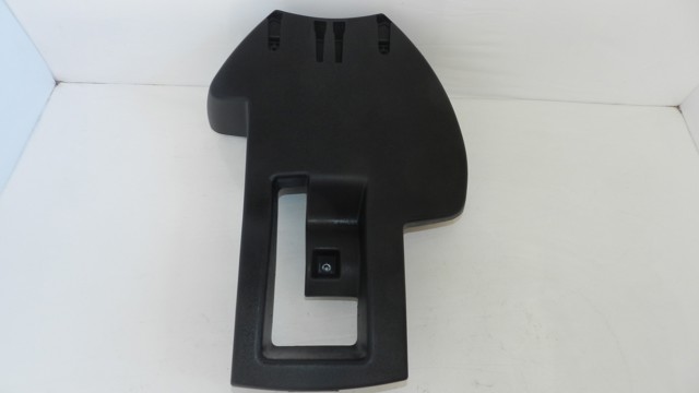 Накладка рулевой колонки 484724378R RENAULT