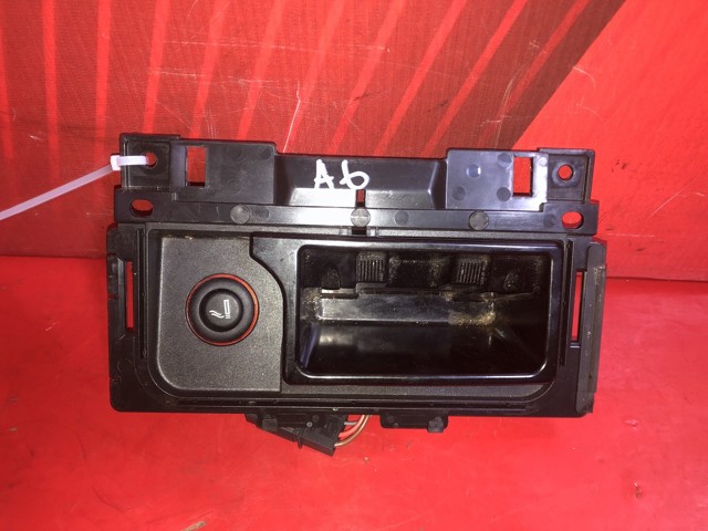 Пепельница 4G0857951 VAG