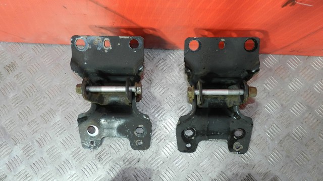552020006R RENAULT Кронштейн рессоры заднего моста купить в Кривой Рог