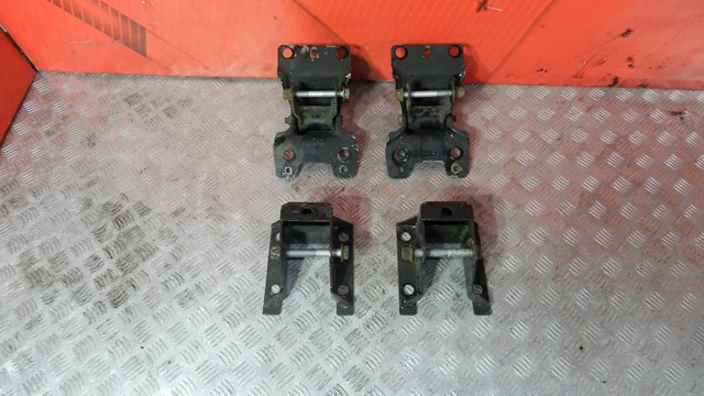 Кронштейн рессоры заднего моста 552020006R RENAULT