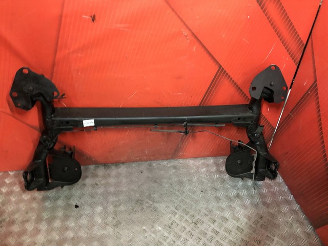 Поперечка задней подвески 555117070R RENAULT