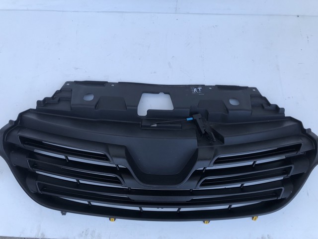 Решетка 623108673R RENAULT