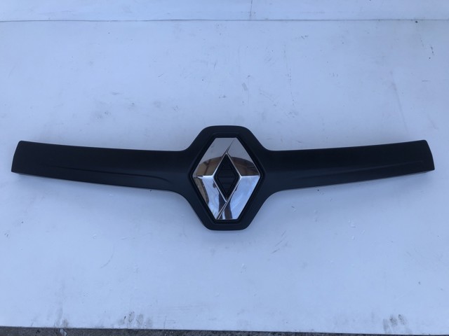 Решетка капота 628959190R RENAULT