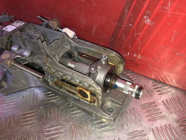 BMW 6787926 Рулевая колонка в наличии Черкассы