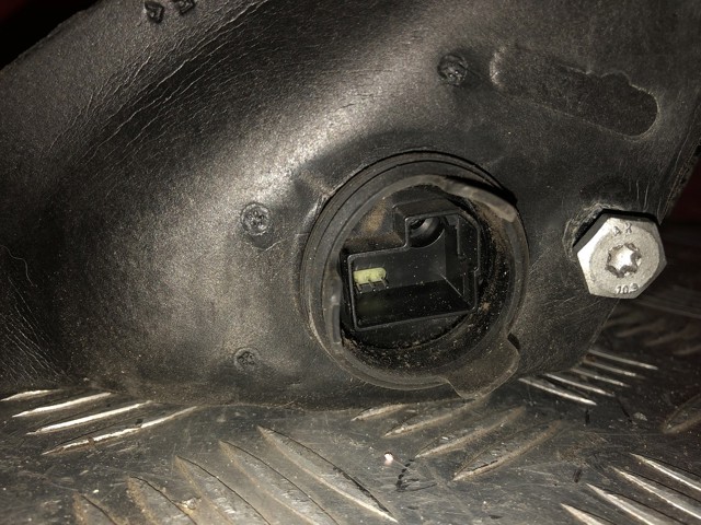 7176446 BMW купить в Черновцы