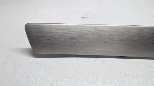 7P6867439C VAG купить в Кривой Рог