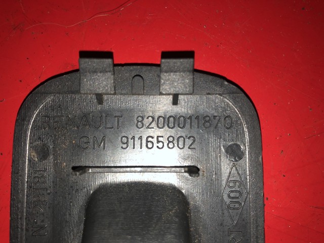 8200011870 RENAULT Панель (накладка) блока управления стеклоподъемником передняя правая купить в Ирпень
