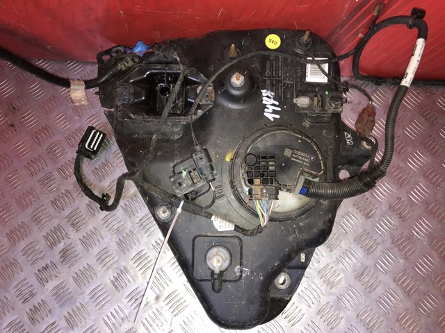 8K0131877S VAG Бак AD BLUE купить в Львов