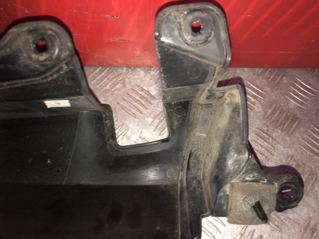 RENAULT 903901105R Накладка стойки кузова внешняя задняя правая в наличии Винница