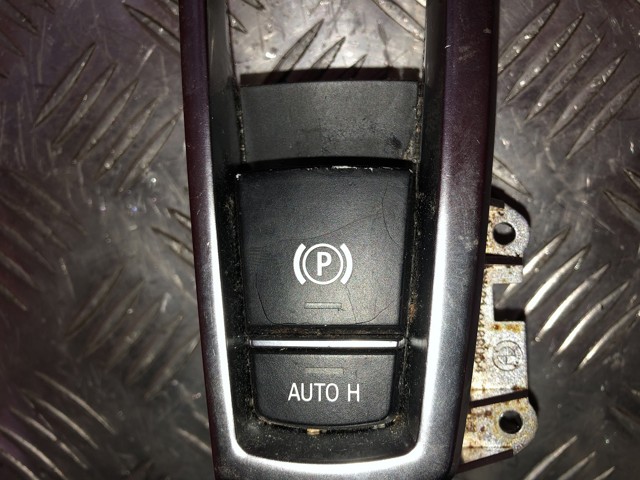 921759401 BMW купить в Киев