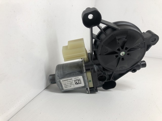 Мотор стеклоподъемника двери задней, правой CM0941300 FORD