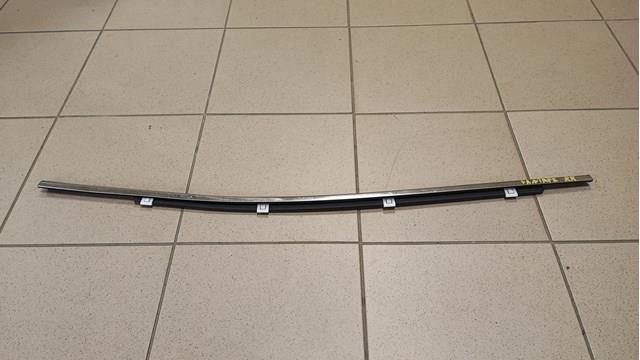 832202W000 HYUNDAI купить в Ровно