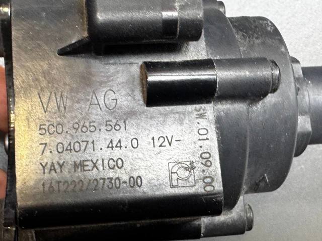 5C0122063E Дополнительная помпа купить Чернигов