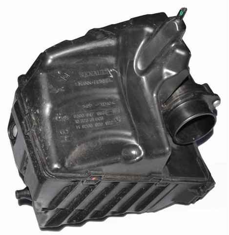  Корпус воздушного фильтра 8200947663 RENAULT