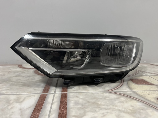 Блок фара левая Фольксваген Пассат B8