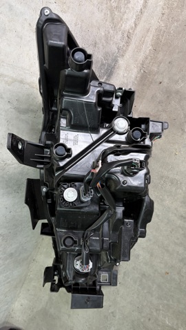KSD651030 MAZDA Правая фара купить в Тернополь