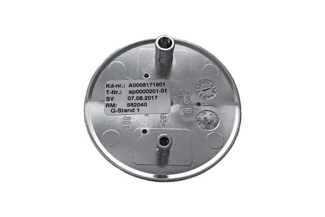 A0008171801 MERCEDES Эмблема бампера переднего купить в Запорожье