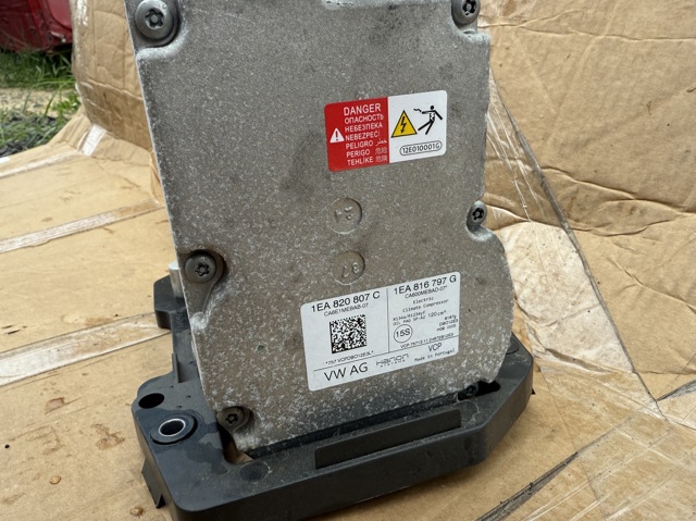 VAG 1EA820807C Компрессор кондиционера в наличии Днепр