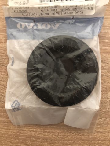 21884469 VOLVO Крышка расширительного бачка купить в Львов