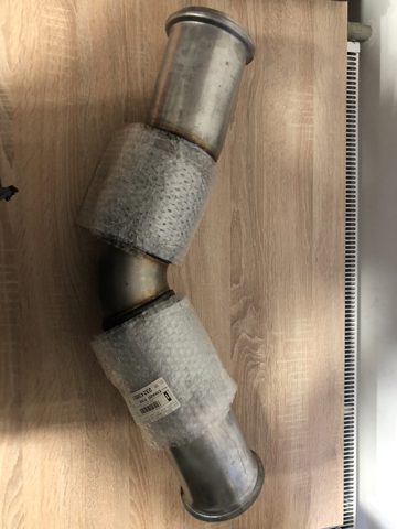 Труба приемная глушителя 22321903 VOLVO