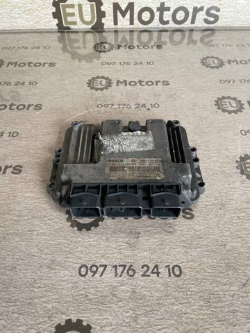 Компьютер двигателя 8200310863 RENAULT