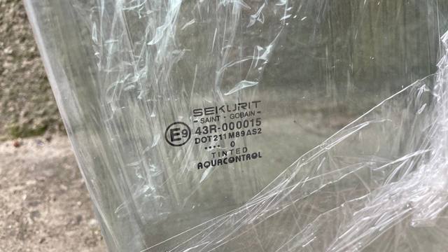803001F200 NISSAN Стекло двери передней правой купить в Сумы