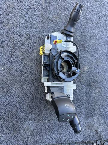 RENAULT 255679223R Подрулевой переключатель в наличии Сумы