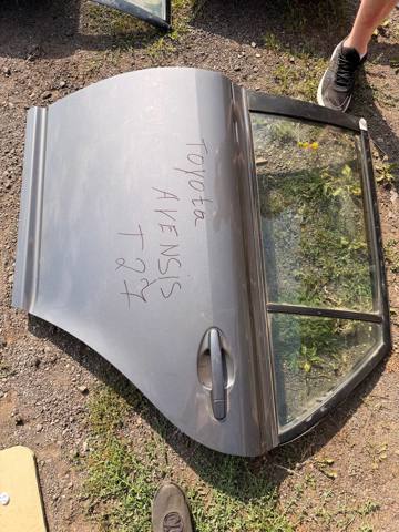 Дверь пассажирская задняя левая 6700405160 TOYOTA