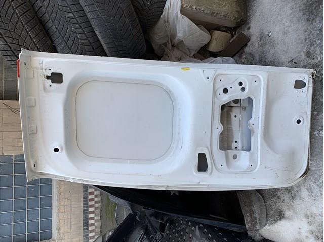 RENAULT 901006293R Дверь фургона задняя распашная правая в наличии Одесса