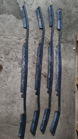 DS7Z16B990F FORD Уплотнитель капота купить в Ужгород