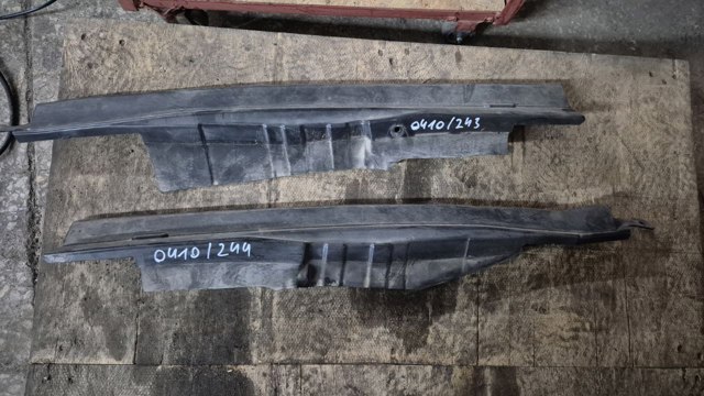 FORD DS7Z5802039A Уплотнитель крыла в наличии Ровно