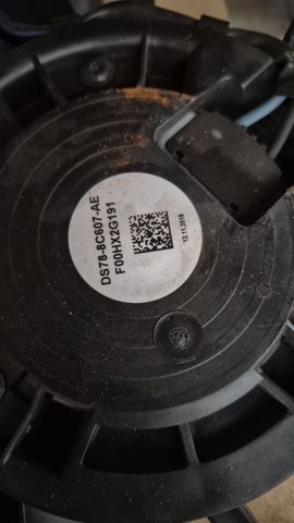FORD DS7Z8C607B Диффузор вентилятора в сборе с мотором и крыльчаткой в наличии Черкассы