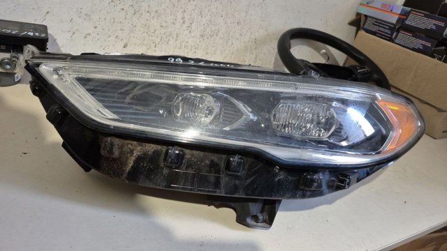 FORD HS7Z13008AA Левая фара в наличии Николаев