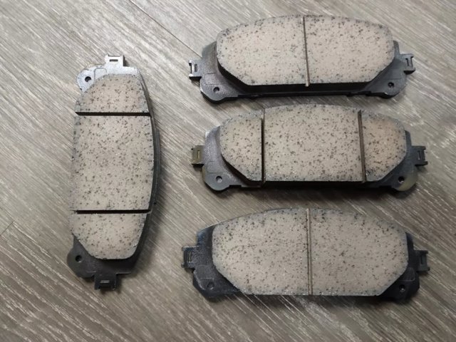 Колодки передние 0446502530 TOYOTA