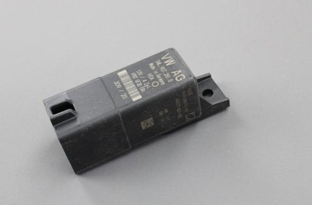 VAG 04L907281B Реле свечей накала в наличии Тернополь